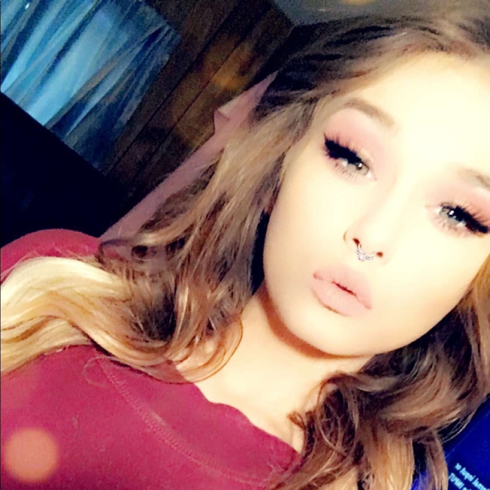 Meet your Posher, Lyndsey